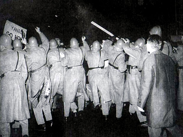 Сусрет са историјом: Рађање студентског бунта